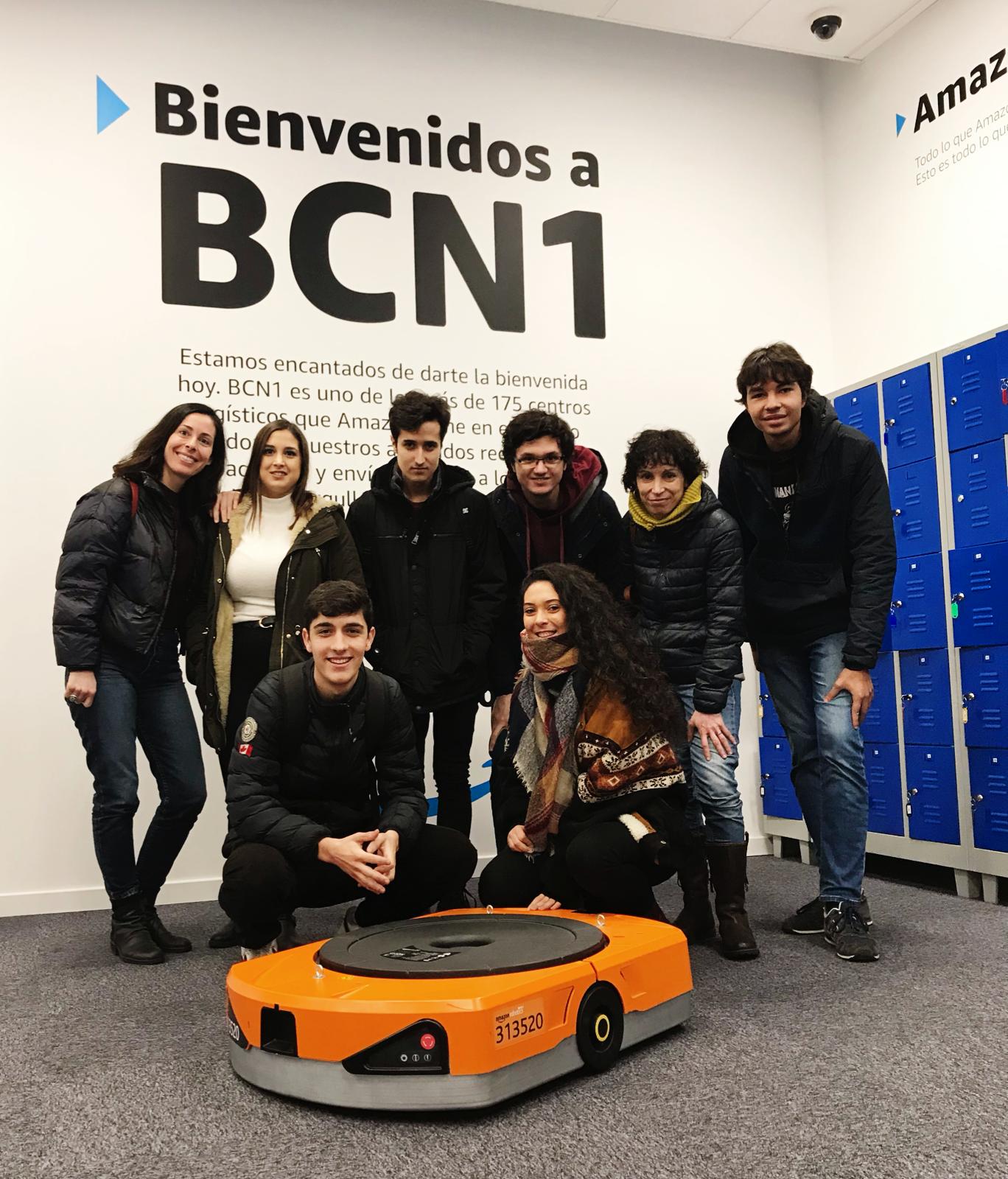 Els alumnes de Comerç visiten AMAZON