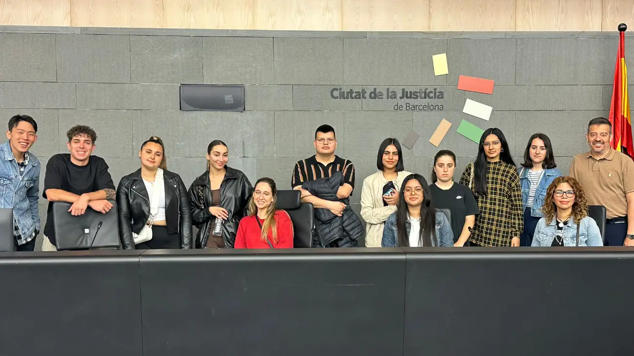 Visita a la Ciutat de la Justícia
