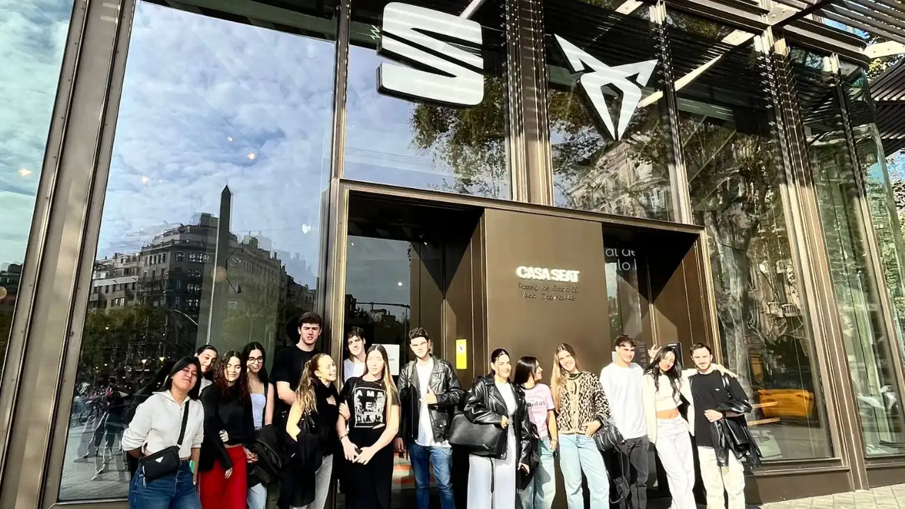 Visita a Casa Seat
