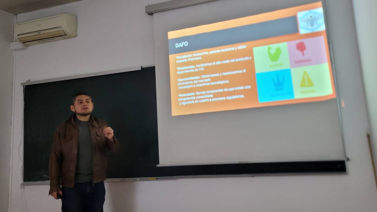 Projectes d'Empresa a Documentació Sanitària