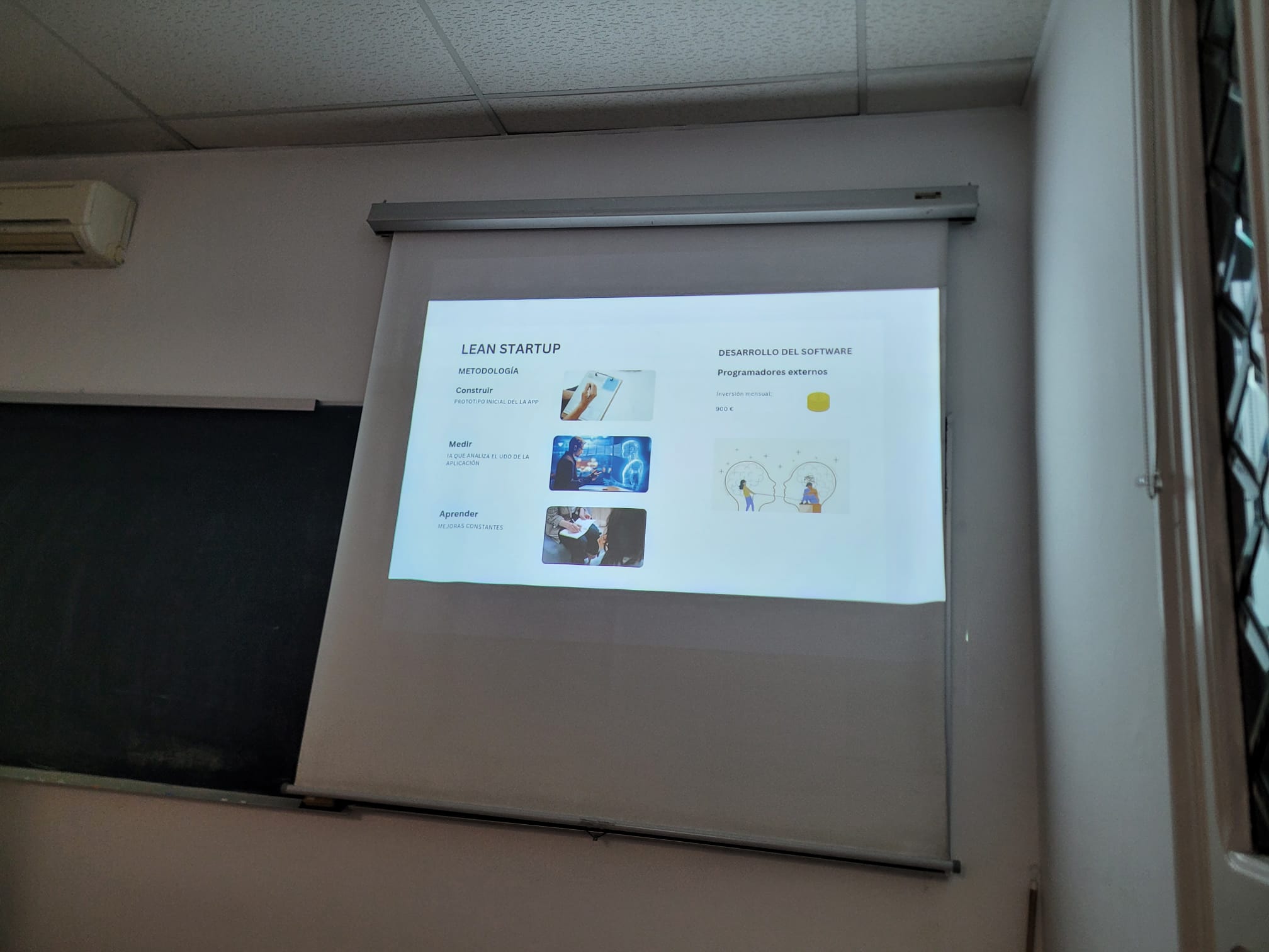 Els alumnes de Administració Sanitaria presenten les seves idees emprenedores a AF.Centre d'Estudis