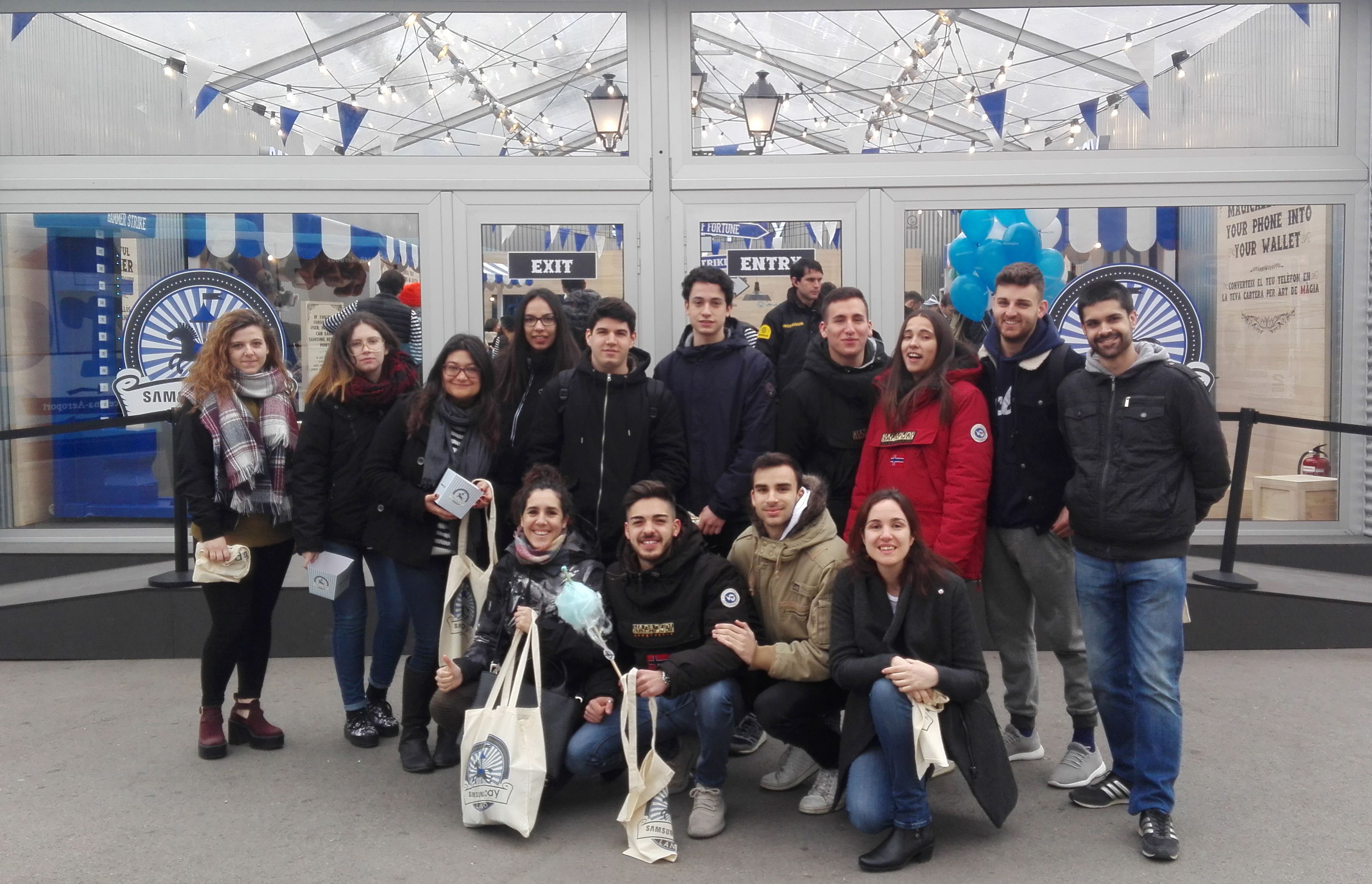 Visita al Samsung Booth de Plaça Catalunya